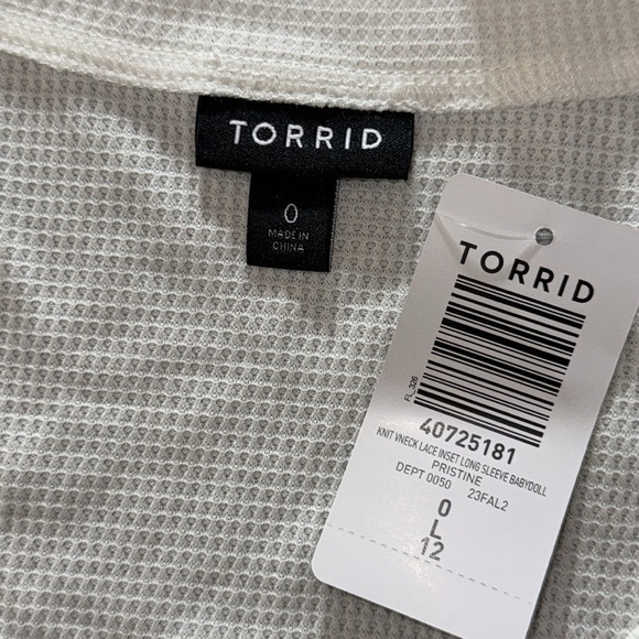 Torrid Knit V-Neck Lace Inset Long Sleeve Babydoll Pristine - Picture 8 of 12